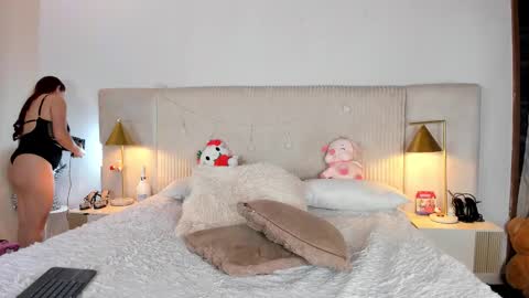 Maria  online show from February 2026 01:47:01 PM