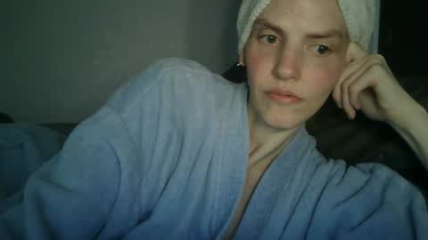 Snapshot of mariejojo chatting on May 2026 02:11:01 PM Mariejojo online show from May 2026 02:11:01 PM