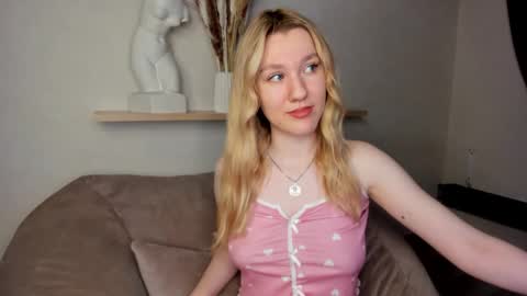 mariel_brown online show from November 2025 12:55:02 AM