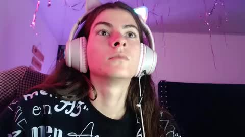 Mariie online show from January 2025 04:32:02 PM