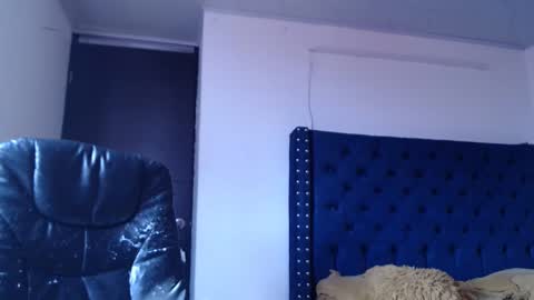 Mariie online show from February 2025 07:50:02 PM