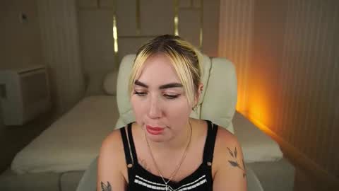 Mariella online show from October 2025 02:26:01 PM