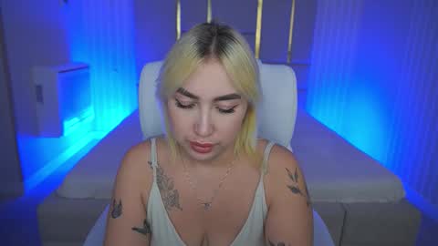 Mariella online show from October 2025 07:35:02 PM
