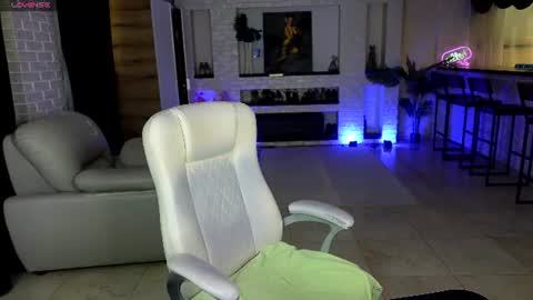 mariemlui online show from July 2026 02:25:02 PM