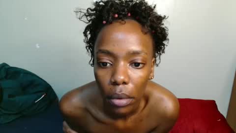 Snapshot of marigold_gift chatting on April 2026 12:19:01 AM gold online show from April 2026 12:19:01 AM