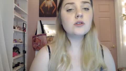 marigoldrue online show from January 2026 12:27:01 AM