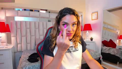 mariiahneedles online show from February 2025 02:19:01 AM