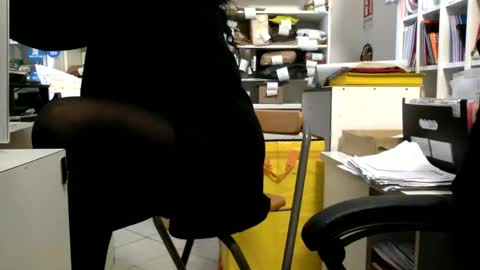 Snapshot of marikapikkola chatting on March 2025 01:31:02 PM Mary... online show from March 2025 01:31:02 PM