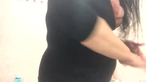 Snapshot of marikapikkola chatting on February 2026 02:04:02 PM Mary... online show from February 2026 02:04:02 PM