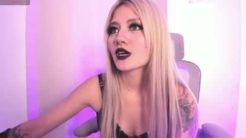 Snapshot of marin_kitoko chatting on July 2026 10:27:02 PM Marin kitoko online show from July 2026 10:27:02 PM