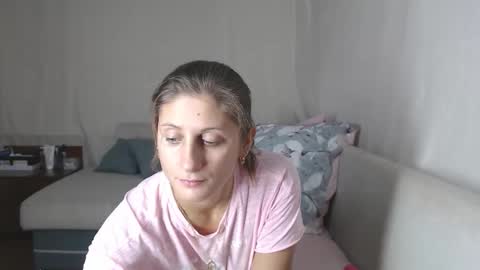 FOREVER YOURS online show from October 2025 07:48:02 PM