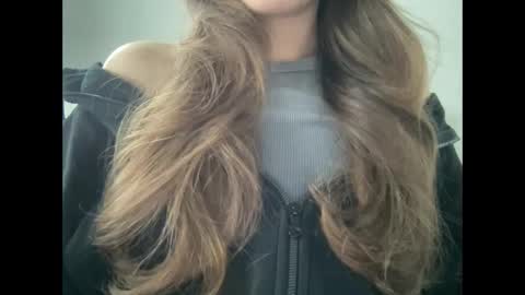 Snapshot of marinalovenow chatting on October 2025 07:45:02 AM Marina online show from October 2025 07:45:02 AM