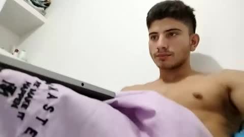 mariobrosss517470 online show from December 2024 01:43:01 AM