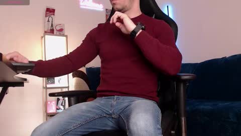 Snapshot of marioslim chatting on February 2026 10:12:01 AM marioslim online show from February 2026 10:12:01 AM