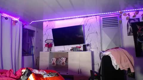 Maritza Ferrer -Samara Beltran online show from October 2025 08:13:01 AM