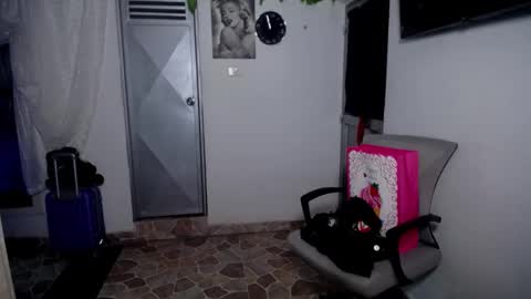 Maritza Ferrer -Samara Beltran online show from February 2026 04:02:02 AM