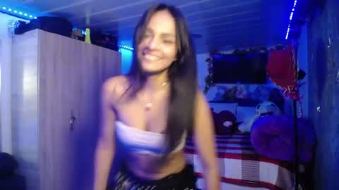 Snapshot of maritza_ferrerr chatting on June 2026 06:01:01 PM Maritza Ferrer -Samara Beltran online show from June 2026 06:01:01 PM