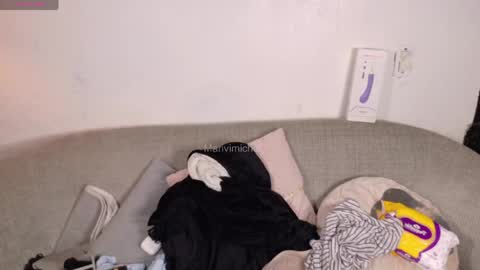marivimichel_s online show from April 2026 09:56:02 AM