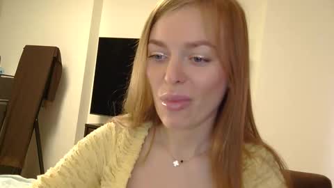 mariwell online show from April 2026 12:31:01 PM