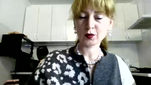 mariza_love359092 online show from March 2026 10:59:02 PM