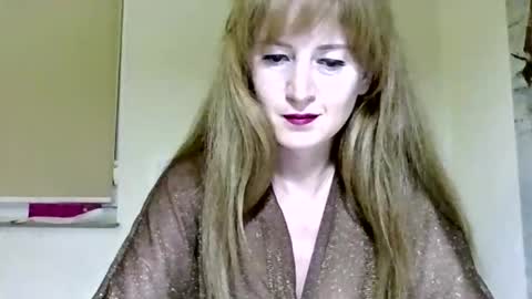 Snapshot of marizafouset chatting on May 2026 07:34:01 PM MarizaFouset online show from May 2026 07:34:01 PM