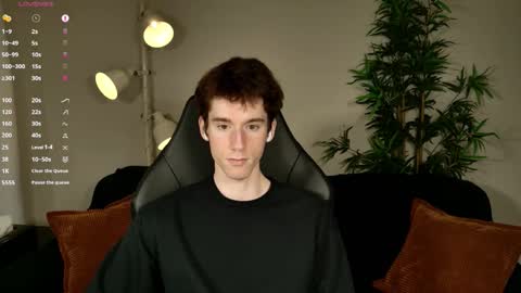 Snapshot of mark327645 chatting on November 2025 05:23:02 PM Mark online show from November 2025 05:23:02 PM