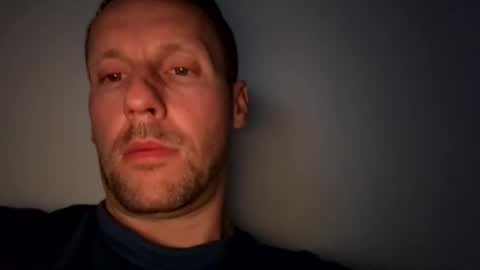 Snapshot of mark__39 chatting on October 2025 08:54:02 PM Mark online show from October 2025 08:54:02 PM