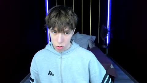 Mark online show from April 2026 09:47:01 AM