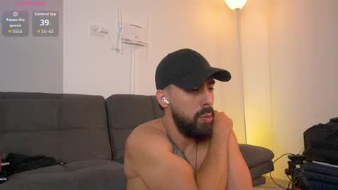 Snapshot of mark_broown_ chatting on June 2026 04:44:01 PM mark_broown_ online show from June 2026 04:44:01 PM