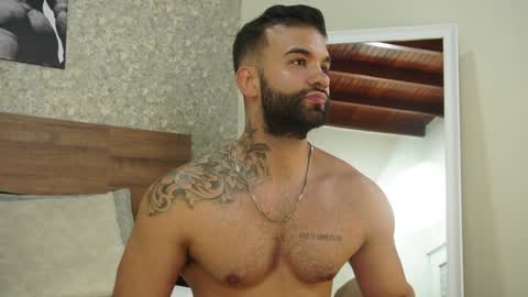 Mark online show from February 2025 10:29:02 PM