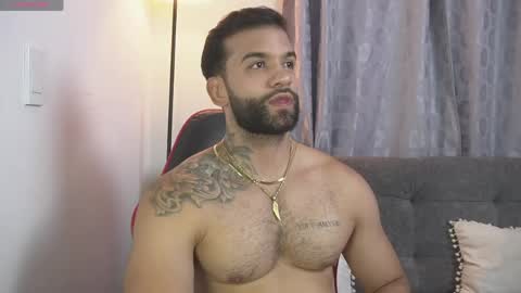 Snapshot of mark_hazze chatting on May 2026 11:32:01 PM Mark online show from May 2026 11:32:01 PM