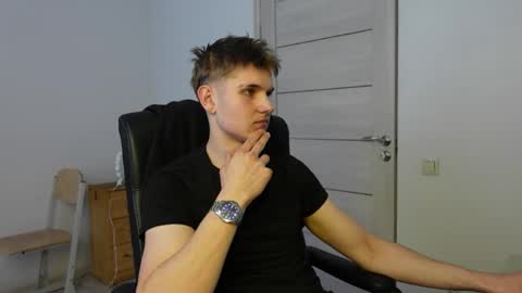 Snapshot of mark_karson chatting on May 2026 07:15:02 AM MARK KARSON online show from May 2026 07:15:02 AM