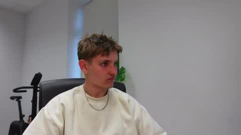 Snapshot of mark_karson chatting on May 2026 04:36:02 PM MARK KARSON online show from May 2026 04:36:02 PM
