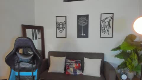 mark_x23 online show from February 2026 01:20:02 AM