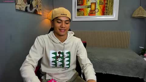 markbowie online show from November 2025 11:43:01 AM