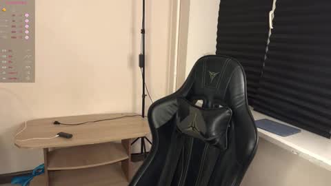 Mark online show from November 2025 06:51:01 PM