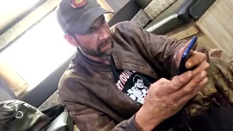 Snapshot of markjomes chatting on November 2025 06:30:02 PM Mark Jomes online show from November 2025 06:30:02 PM