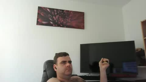 Snapshot of markoluggin chatting on June 2026 06:17:01 PM markoluggin online show from June 2026 06:17:01 PM