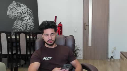 Snapshot of marktison chatting on November 2025 10:59:01 AM Tison online show from November 2025 10:59:01 AM