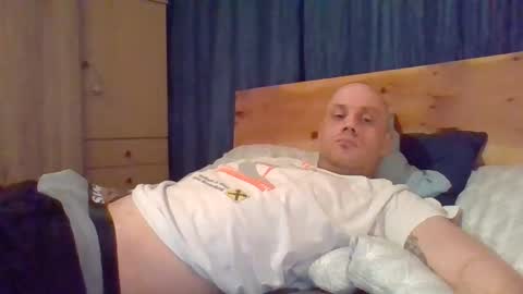 markus_7 online show from March 2025 07:01:02 PM