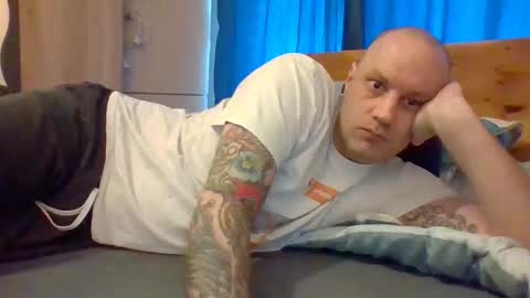 markus_7 online show from February 2026 08:02:02 AM