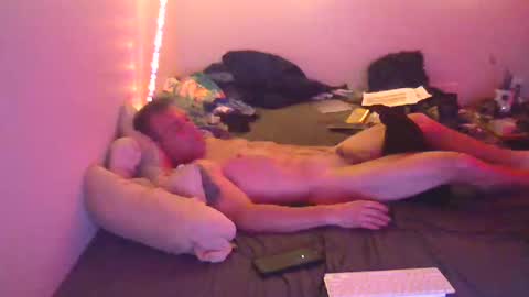 Snapshot of markymark101825061 chatting on January 2025 10:27:01 PM markymark101825061 online show from January 2025 10:27:01 PM