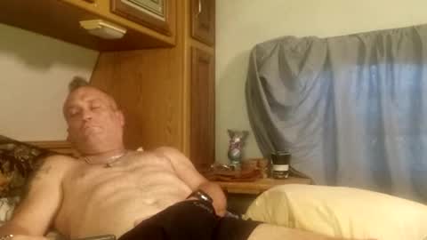 Snapshot of markymark101825061 chatting on December 2025 02:02:02 PM markymark101825061 online show from December 2025 02:02:02 PM