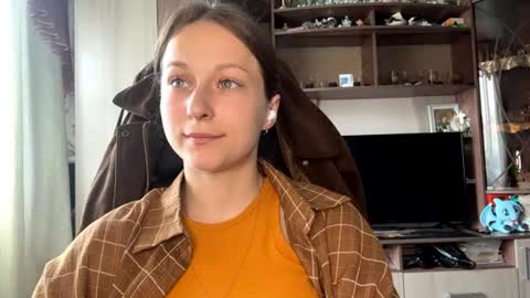 Snapshot of marlenahuit chatting on June 2026 09:14:01 AM Lena online show from June 2026 09:14:01 AM