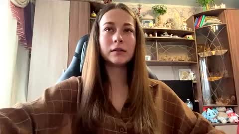 Snapshot of marlenahuit chatting on June 2026 03:18:02 AM Lena online show from June 2026 03:18:02 AM