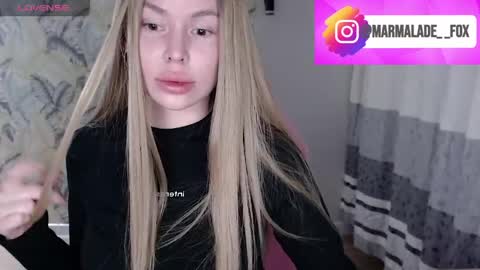 Snapshot of marmalade_fox chatting on May 2026 06:04:01 PM Marmalade Fox online show from May 2026 06:04:01 PM