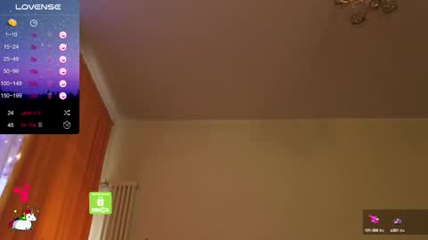 Alena online show from October 2025 02:06:02 PM