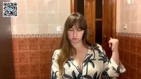 Miriam online show from September 2025 07:30:01 PM