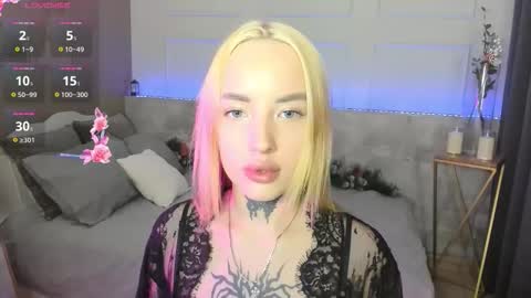 Marquise online show from December 2025 05:58:02 AM