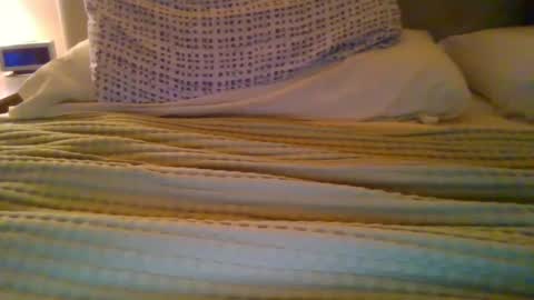 Jess and Nick online show from December 2024 04:01:02 AM